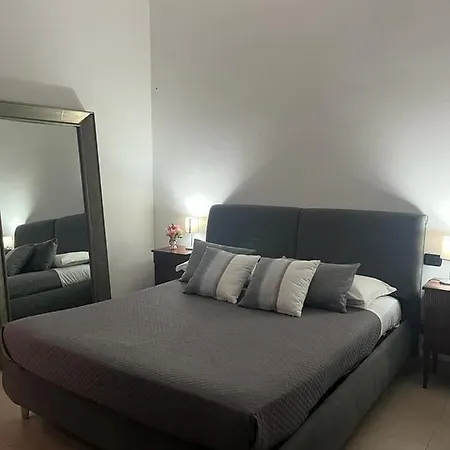 Appartamento Duomo Family House Napoli Esterno foto